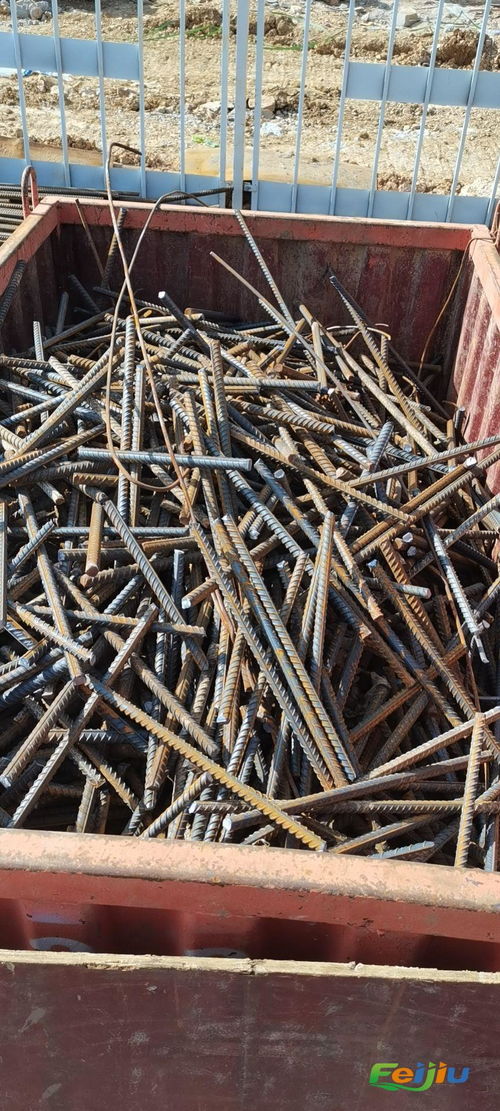 高价回收废旧金属废铁废铜工地下脚料